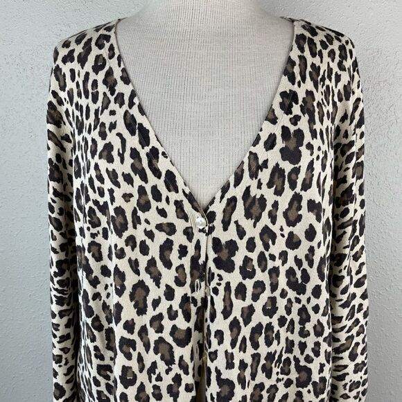 Covington Button Down Leopard Print Cardigan Sweater Top Size XL EUC - Picture 2 of 7